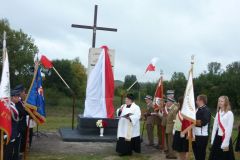 Uroczystość odsłonięcia i poświęcenia pomnika ku czci Ofiar Katastrofy Smoleńskiej Janki koło Hrubieszowa 21.09.2013